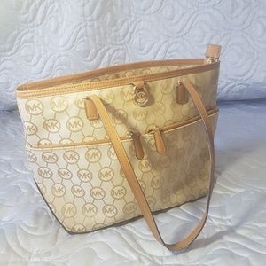 Michael kors bag